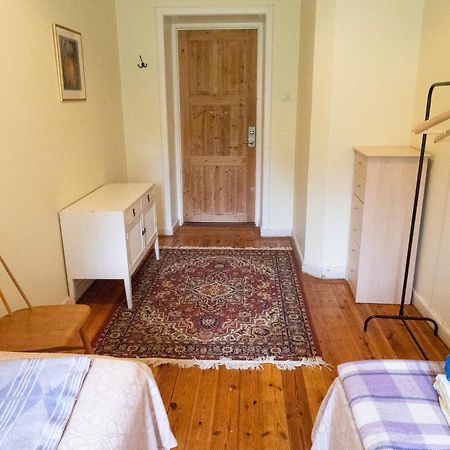 Lindsbergs Kursgard And Hostel Φαλούν Δωμάτιο φωτογραφία
